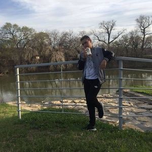 Meet your Posher, Mikhail